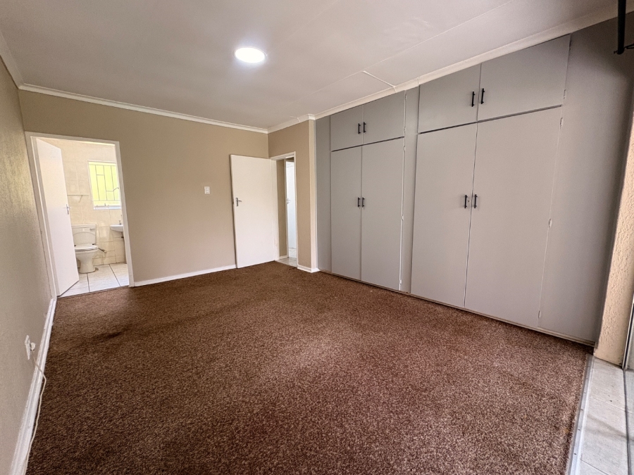 3 Bedroom Property for Sale in La Hoff North West